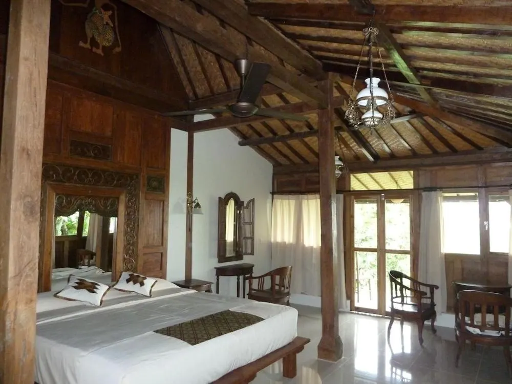 Gladak House — Antique Javanese House